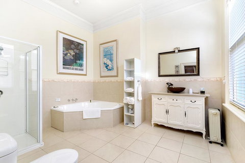 The Madsen Boutique Hotel - Dentist Find 3