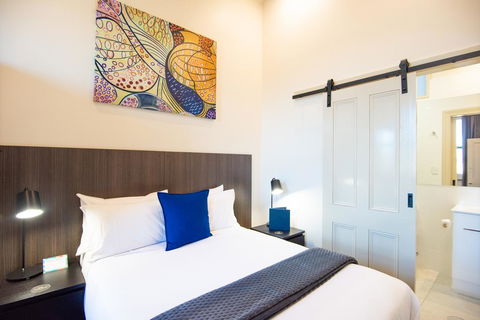 The Mile End Hotel - Dentist Find 3