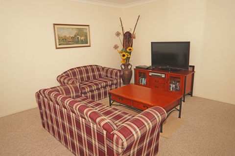 The Mooring's Waterfront - Dentist Search 1