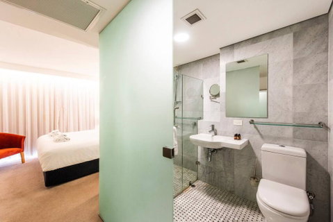 The Nest - Cosy Space On Newcastle Street With Roof Terrace - Dentist Search 2