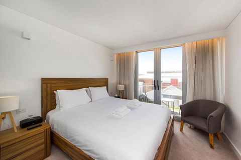 The Nest - Modern Room In Northbridge With Roof Terrace - Dentist Find 0