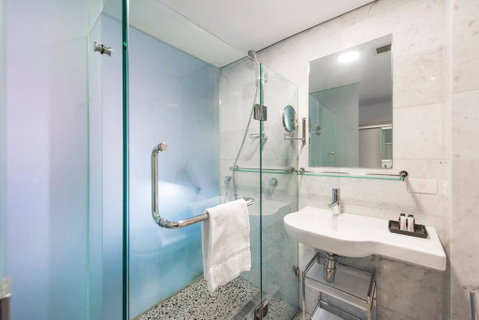 The Nest - New York Style Space In Northbridge + Roof Terrace - Dentist Find 3