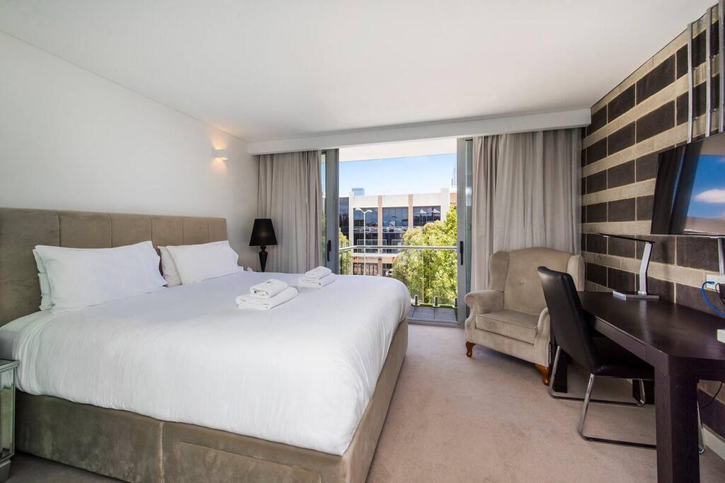 The Nest - Trendy Studio Near City Centre with Roof Terrace