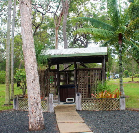 The Ole Gumtree - Kookaburras Nest - Dentist Search 1