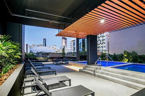 The Opulent Design APT In South Brisbane - Dentist Find 1