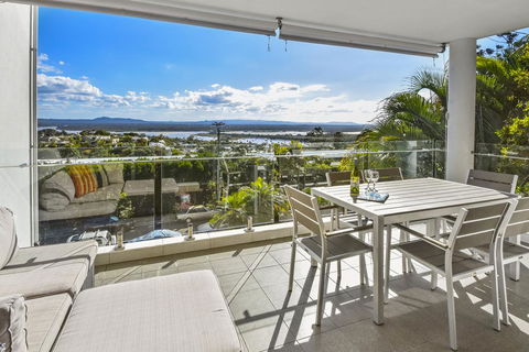 The Outlook - Dentist Search 0