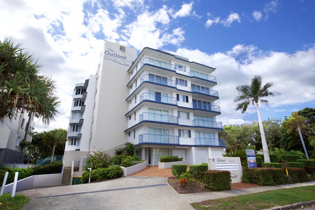The Outlook Unit 14 9 Hume Pde