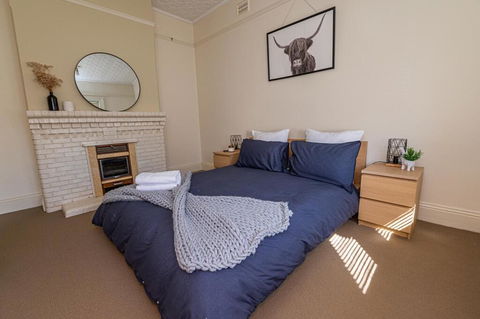 The Pearl On Prince  Stylish Cottage, CBD, Wifi - Dentist Find 2