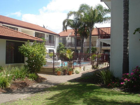 The Peninsular Merimbula - Dentist Find 3
