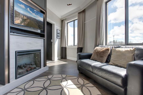 The Perfect Blue Mountains Getaway - Dentist Find 0