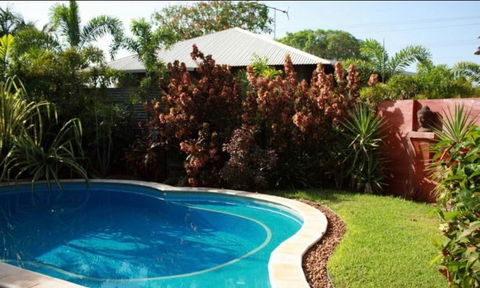 The Quarters Self Contained Bungalow - Dentists Australia 0