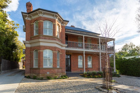 The Rivulet - Dentist Search 0