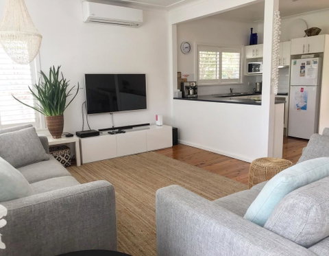 The Seaside Beachhouse Mollymook - Dentist Search 2