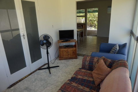 The Shack - Rainbow Beach, The Ultimate Beach Shack, 200m To Beach - Dentist Find 2