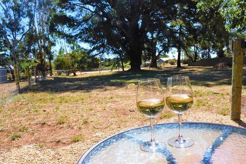 The Shelter Shed Garden Studio Apartment - Dentist Search 3