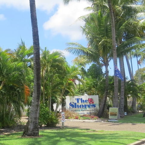 The Shores Holiday Apartments - Dentist Search 3