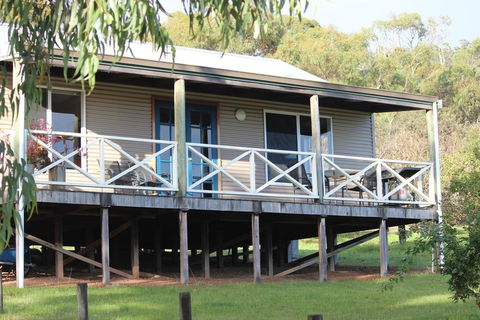 The Sleeping Lady Private Retreat - Dentist Find 0