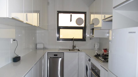 The Somerton Beach Retreat - Dentists Australia 3