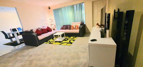 The Sweet Homestay - Dentist Find 0