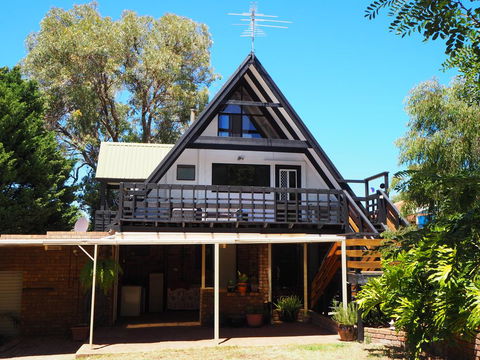 The Treehouse Mandurah - Dentist Find 1
