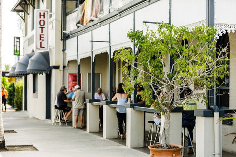 The Waterloo Bay Hotel - Dentist Find 1