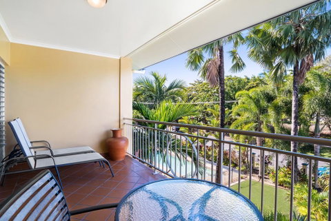 The York Beachfront Holiday Apartments - Dentist Find 2