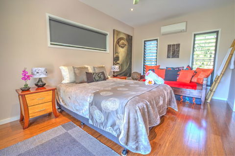 The Zen Den Adults Only - Dentists Australia 1