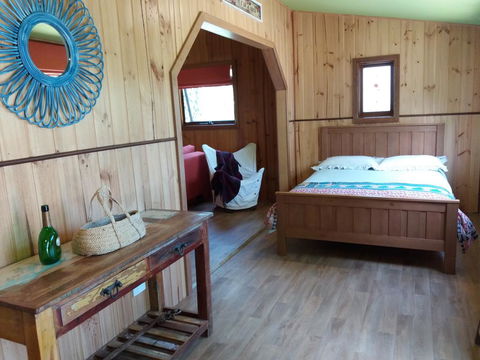 Tiandi Wildlife Sanctuary Farm Stay - Dentist Search 0