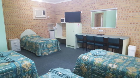 Tiaro Motor Inn - Dentist Find 3