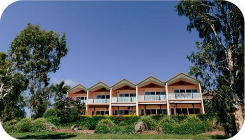 Tinaroo Lake Resort - Dentist Find 3