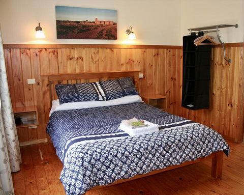 Tindoona Cottages - Dentist Find 1