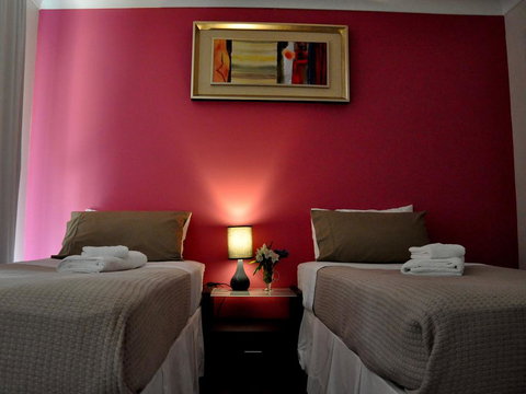 TL Warmest Homestay - Dentist Search 2