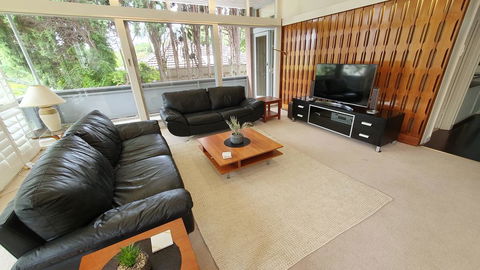Toorak Luxury Living - Dentist Find 3
