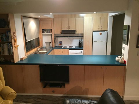 Toowoon Bay Beachfront Apartment - Dentists Australia 1