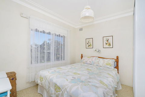 Toowoon Bay Beachside Unit, Unit 4 - Dentist Find 3
