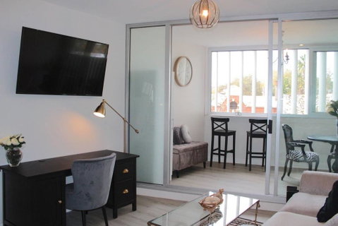 Top Of The Town 227 Victoria Street, Darlinghurst - Dentist Find 2