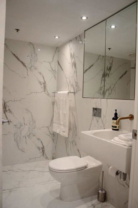 Top Of The Town 227 Victoria Street, Darlinghurst - Dentist Find 3