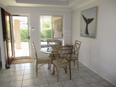 Torquay Beach Holiday House - Dentist Find 2
