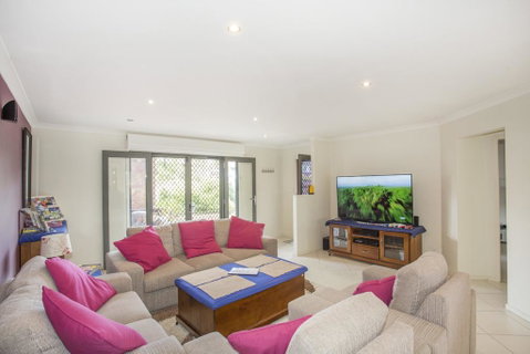 Torquay Drive 22 - Dentist Search 1