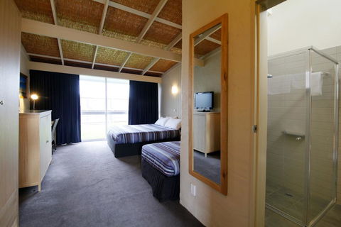 Torquay Hotel/Motel - Dentist Search 1