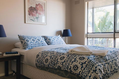 Torquay Retreats - Anderson - Dentist Find 2