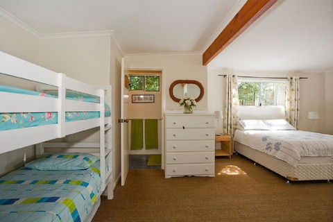 Torquay Retreats Aus - ThirtyOne Pride - Dentist Search 2