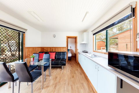 Torquay Foreshore Caravan Park - Dentists Australia 2