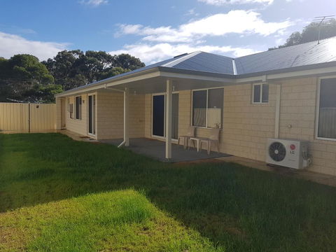 Towncrackers Guest House - Dentist Find 1