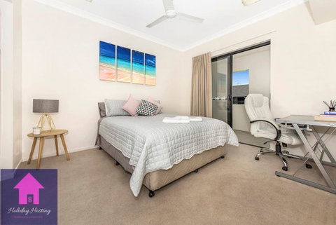 Townsville Luxury Spacious Apt 3 BR-2BTH Pools - Dentist Find 2
