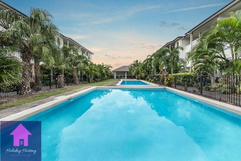 Townsville Luxury Spacious Apt 3 BR-2BTH Pools - Dentist Find 0