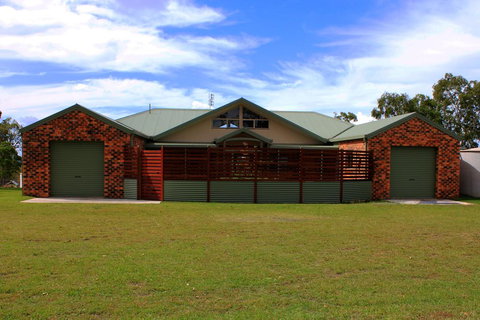 Tracks End Retreat - Dentist Find 1