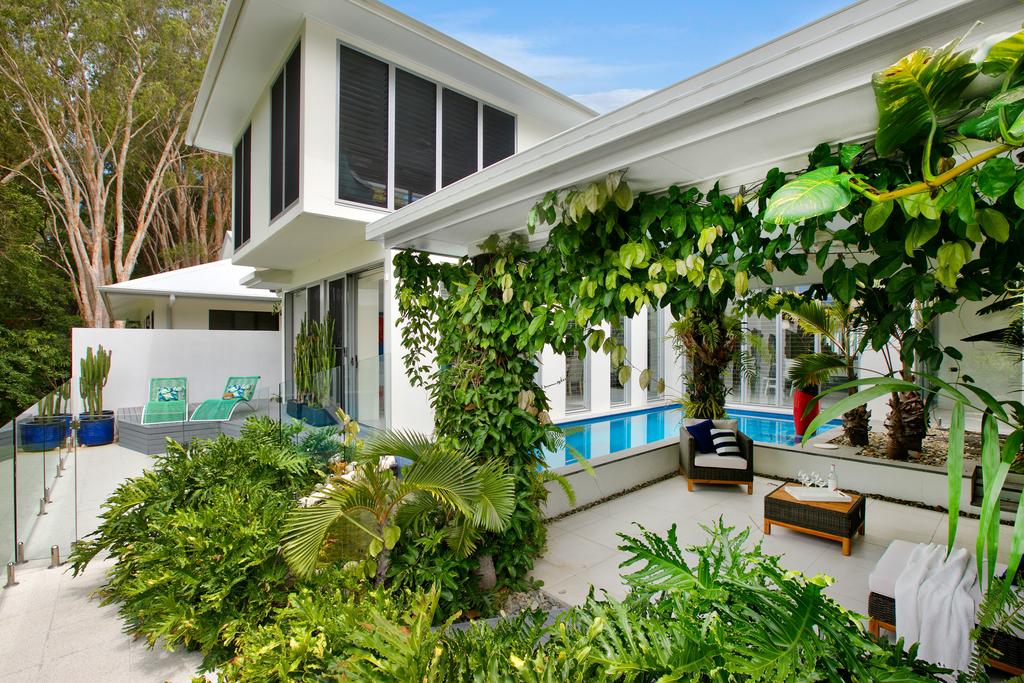 Tranquil Waters Luxury Retreat in Oceans Edge