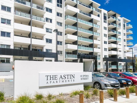 Tranquil, Relaxing Forrest Style Apartment - Braddon CBD - Dentist Find 2