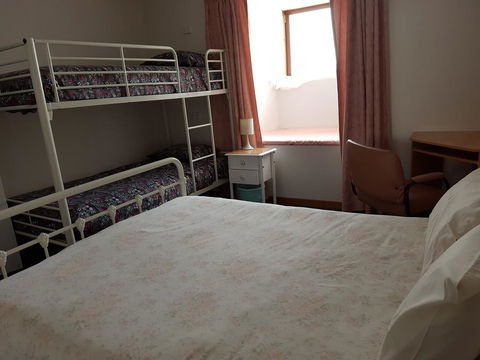 Traplins Accomodation - Dentist Find 2